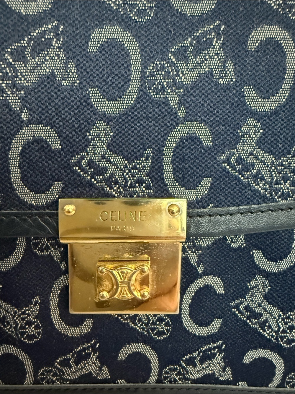 Celine Navy and Cream Triomphe Canvas Chain Shoulder Bag - Picture 5 of 9